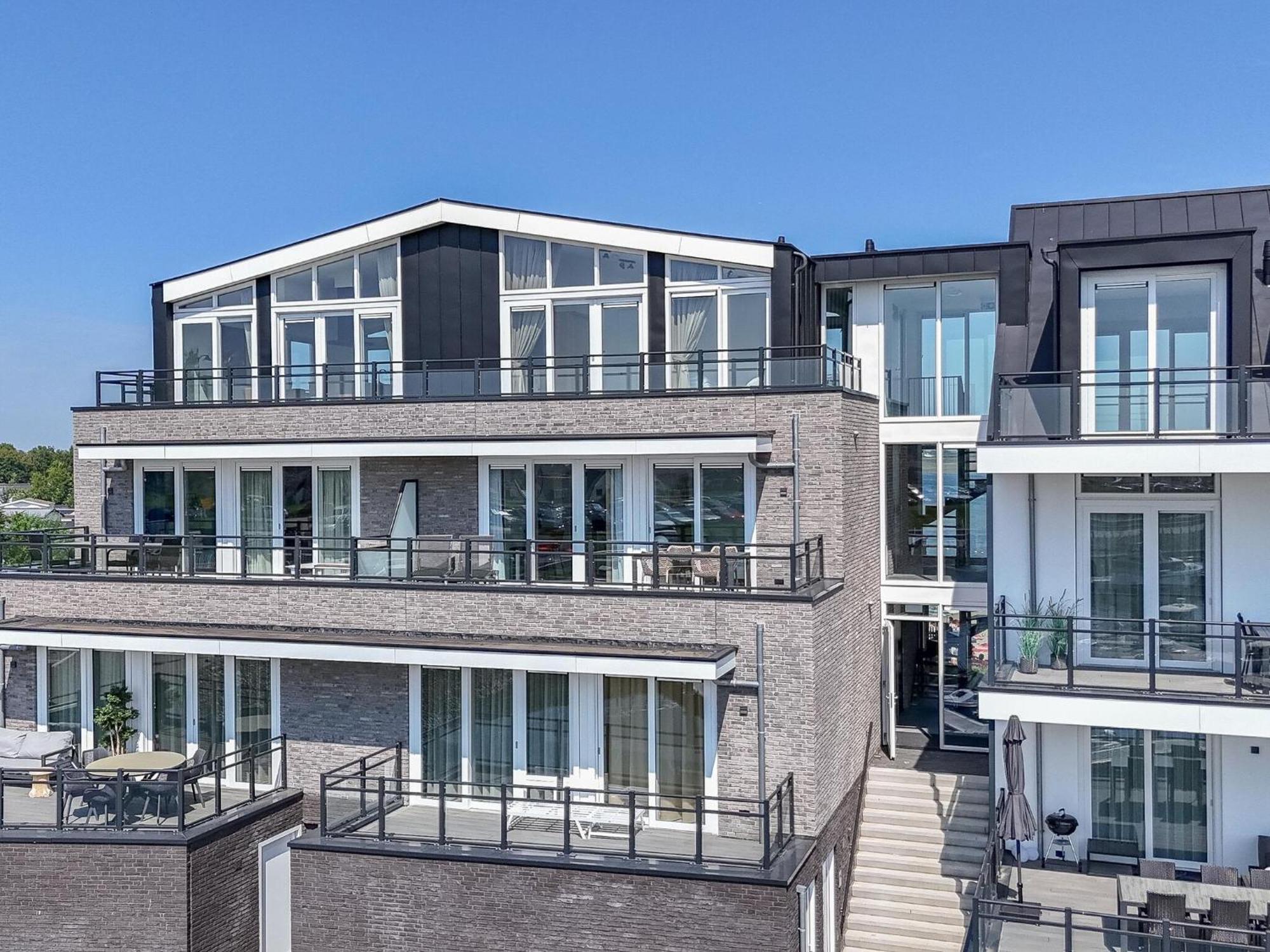 Appartement Lush With Water Views Sint-Annaland
